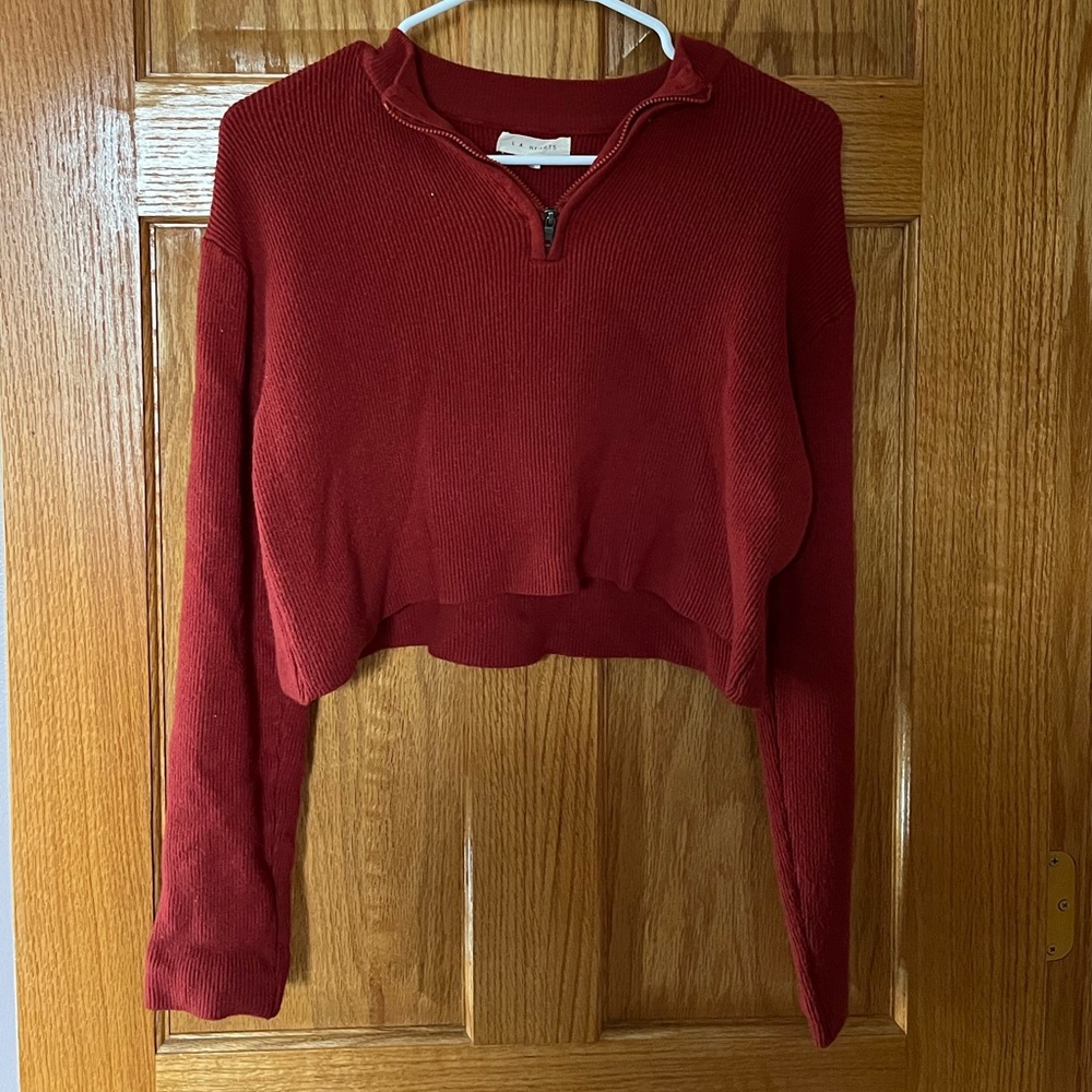 Cropped Sweater - Picture 3 of 5